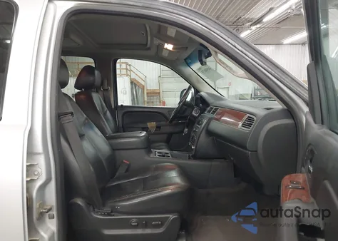 2013 GMC Yukon Xl 1500 Slt from USA, damaged, VIN 1GKS2KE7XDR326592